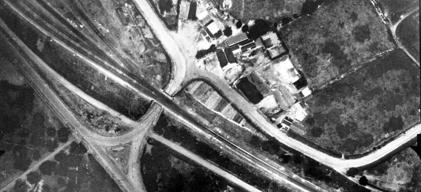 An aerial reconnaissance photo taken using Edgerton's strobe system 